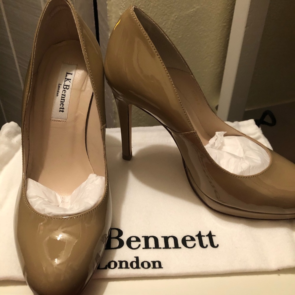 L.K. Bennett Sledge pump